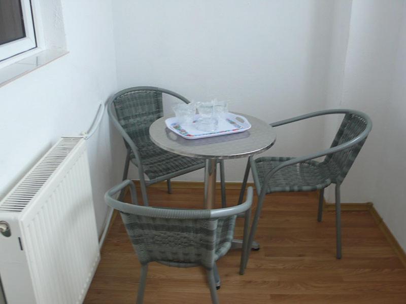 Hotel Uranus Bucureşti Ngoại thất bức ảnh