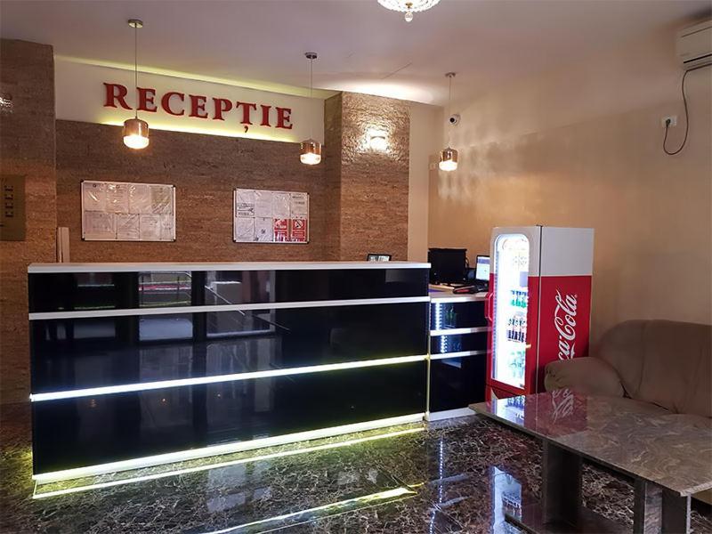 Hotel Uranus Bucureşti Ngoại thất bức ảnh