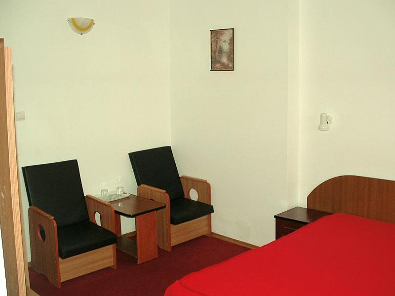 Hotel Uranus Bucureşti Phòng bức ảnh